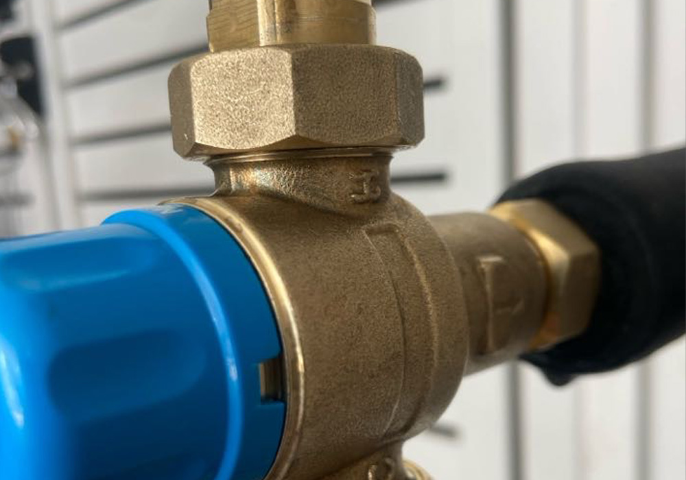 Hot water tempering valve.
